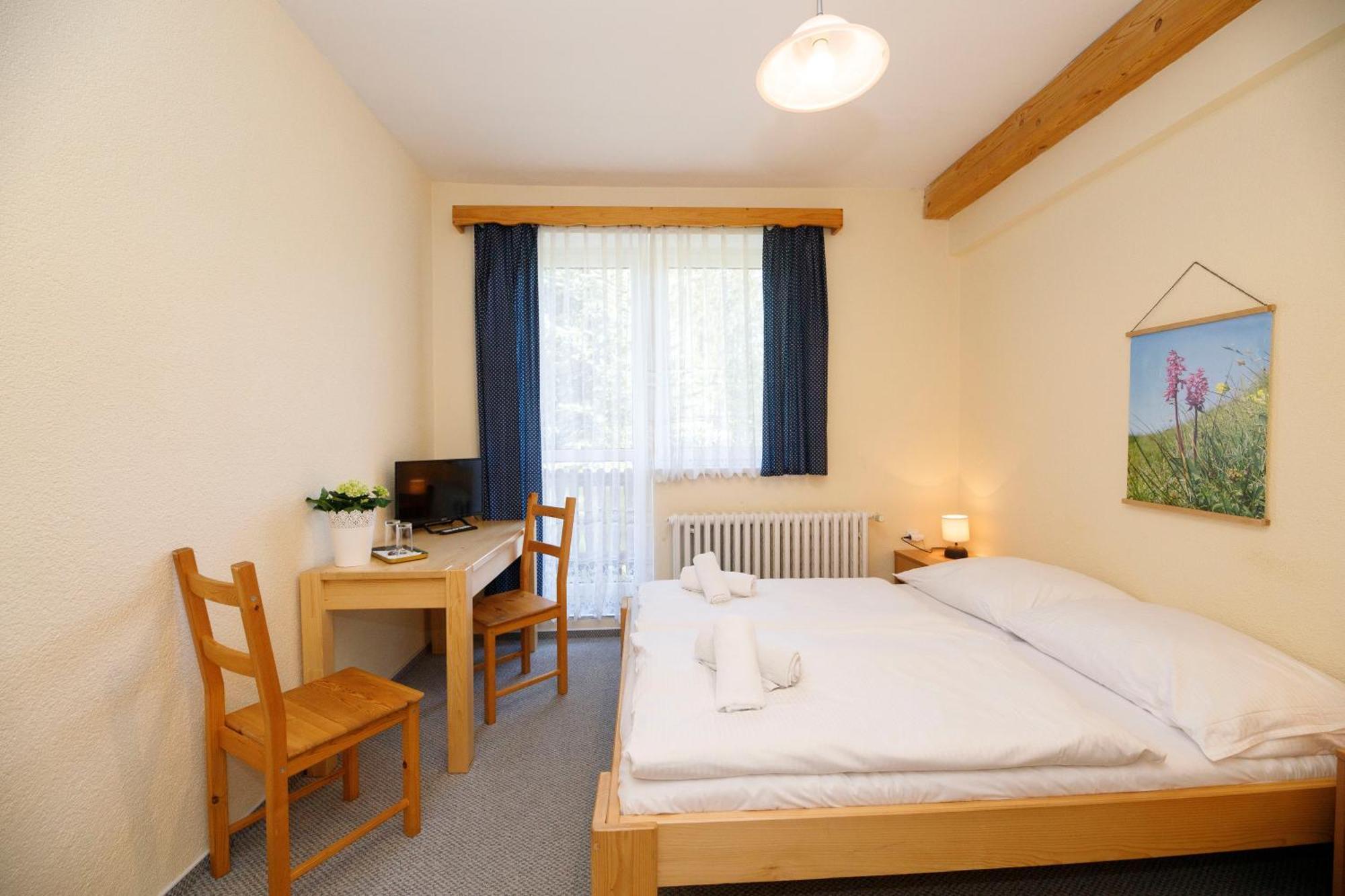 Horsky Hotel Kycerka Velké Karlovice 外观 照片